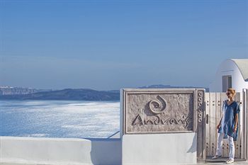 Andronis Boutique Hotel in Santorini
